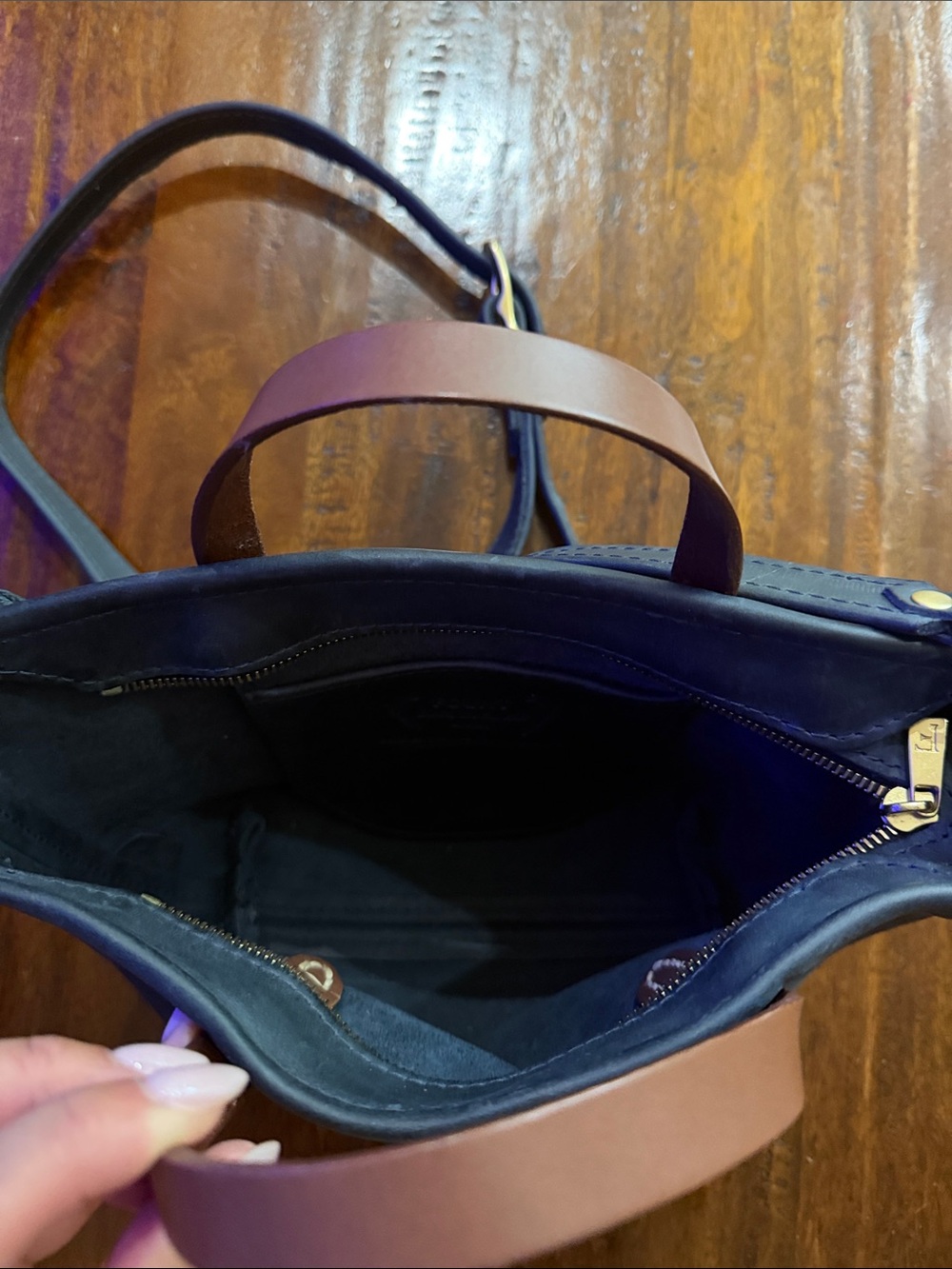 Fount Black Leather Crossbody Tote with Brown Handles. NEVER USED - Picture 3 of 4